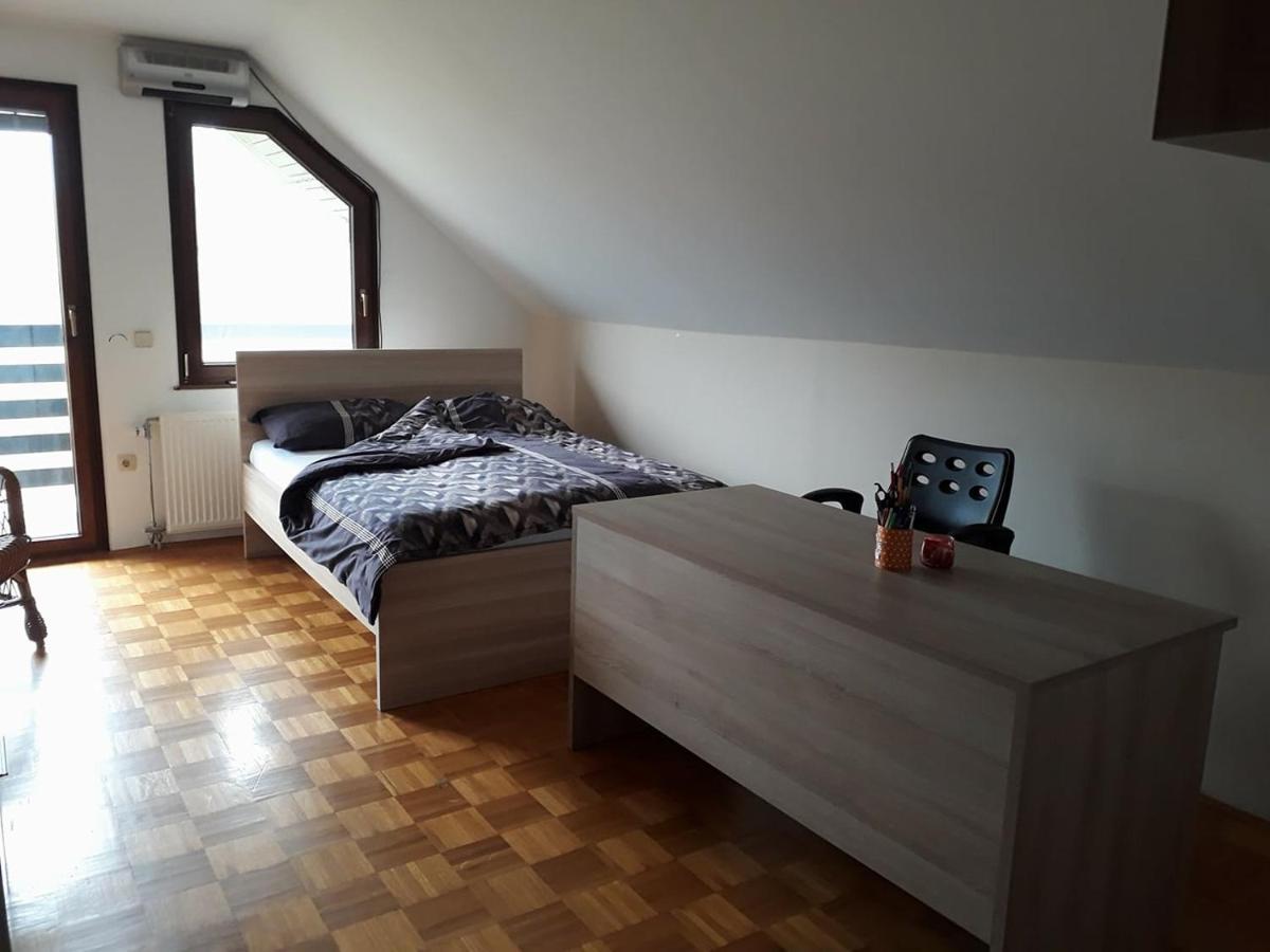 B&B Cerne Polhov Gradec Exterior foto